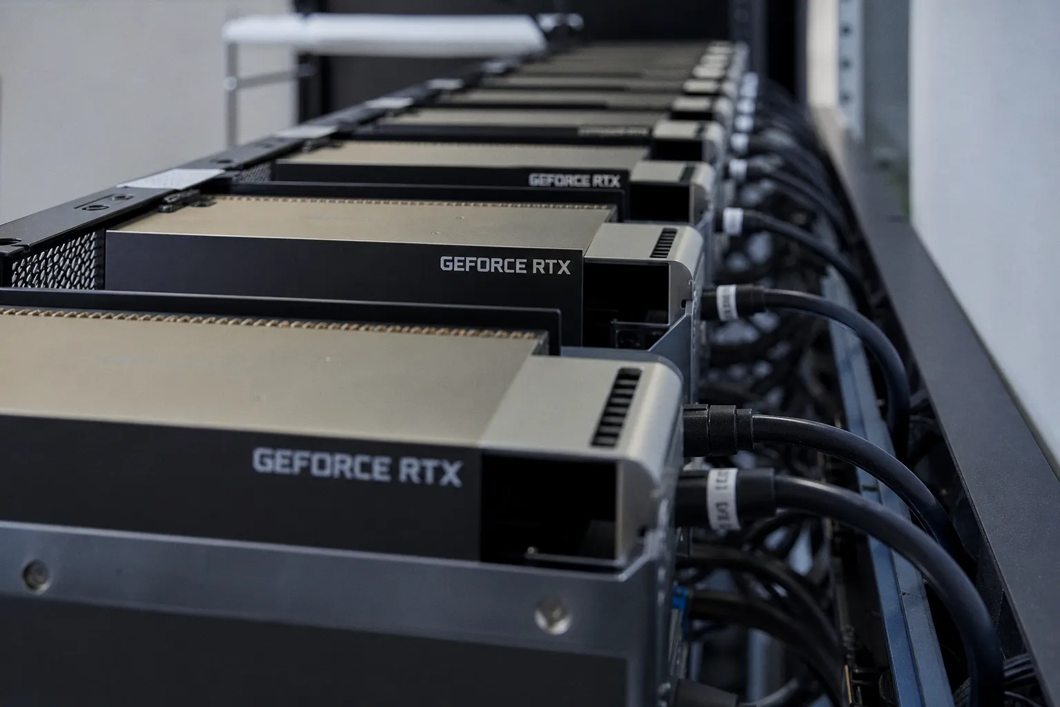 Profile PyTorch Memory Across Batch Sizes: A Tutorial